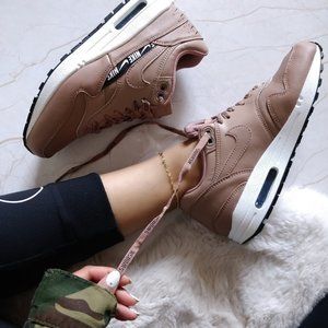 🔥𝐒𝐎𝐋𝐃 𝐎𝐔𝐓🔥